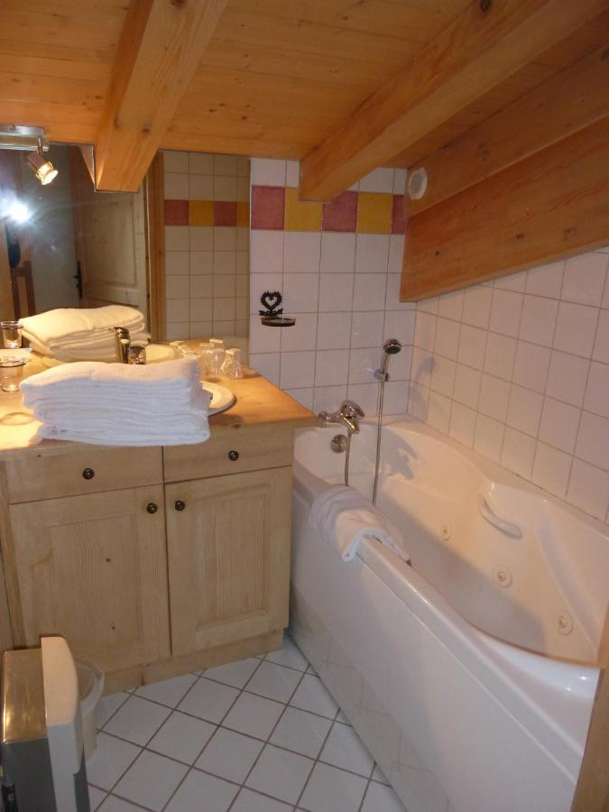 Chalets De Julie เมอแฌฟ ภายนอก รูปภาพ